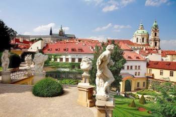 В Праге из-за невнимательности пассажира эвакуировали Терминал-2