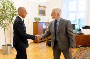 Президент Чехии поручил Андрею Бабишу сформировать правительство