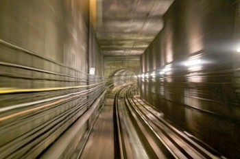 Странный инцидент нарушил работу пражского метро