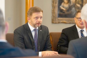 Глава МВД Чехии пожаловался на отъезд квалифицированных иностранцев