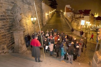 В Праге состоится бесплатная экскурсия с фонарщиком