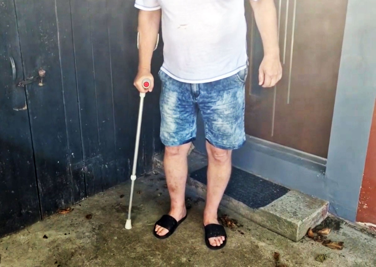 В Чехии суд вынес приговор пенсионеру, ударившему Бабиша костылем