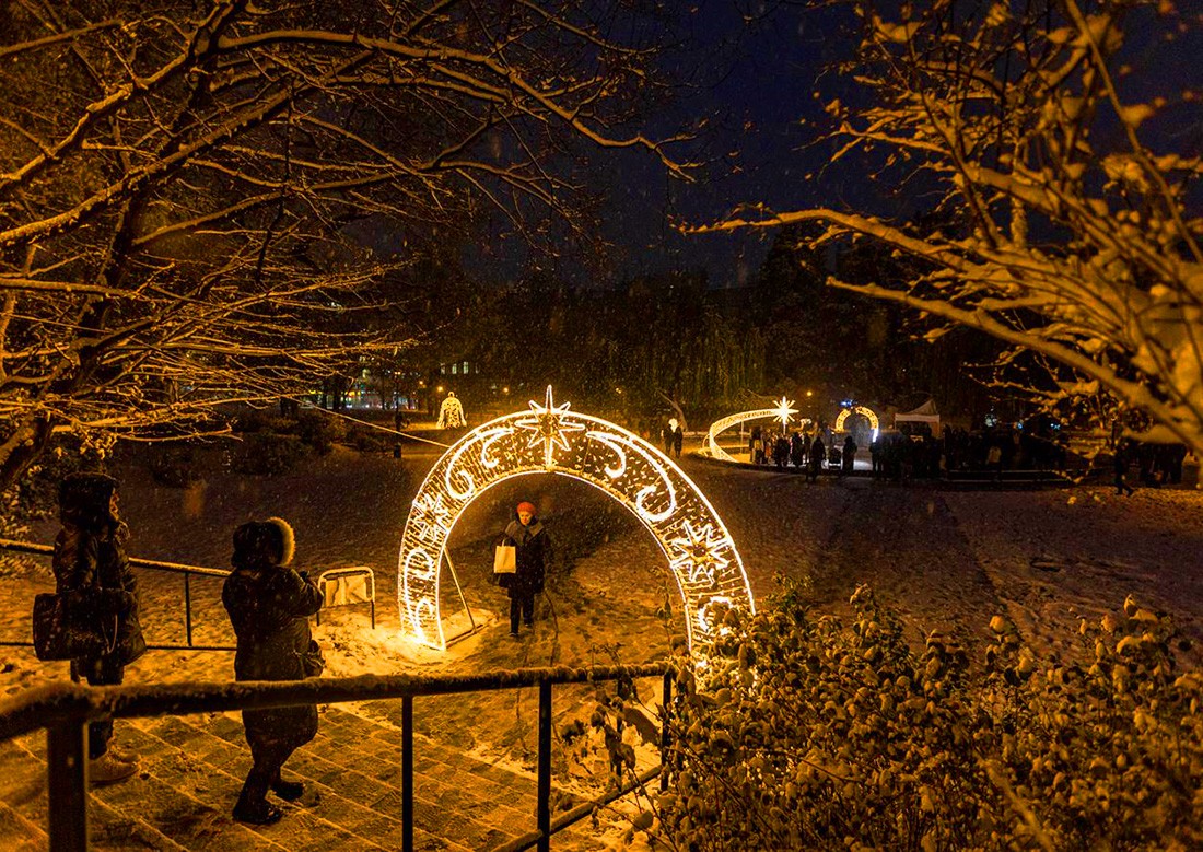 В пятницу на Карловой площади Праги откроется бесплатный парк световых инсталляций