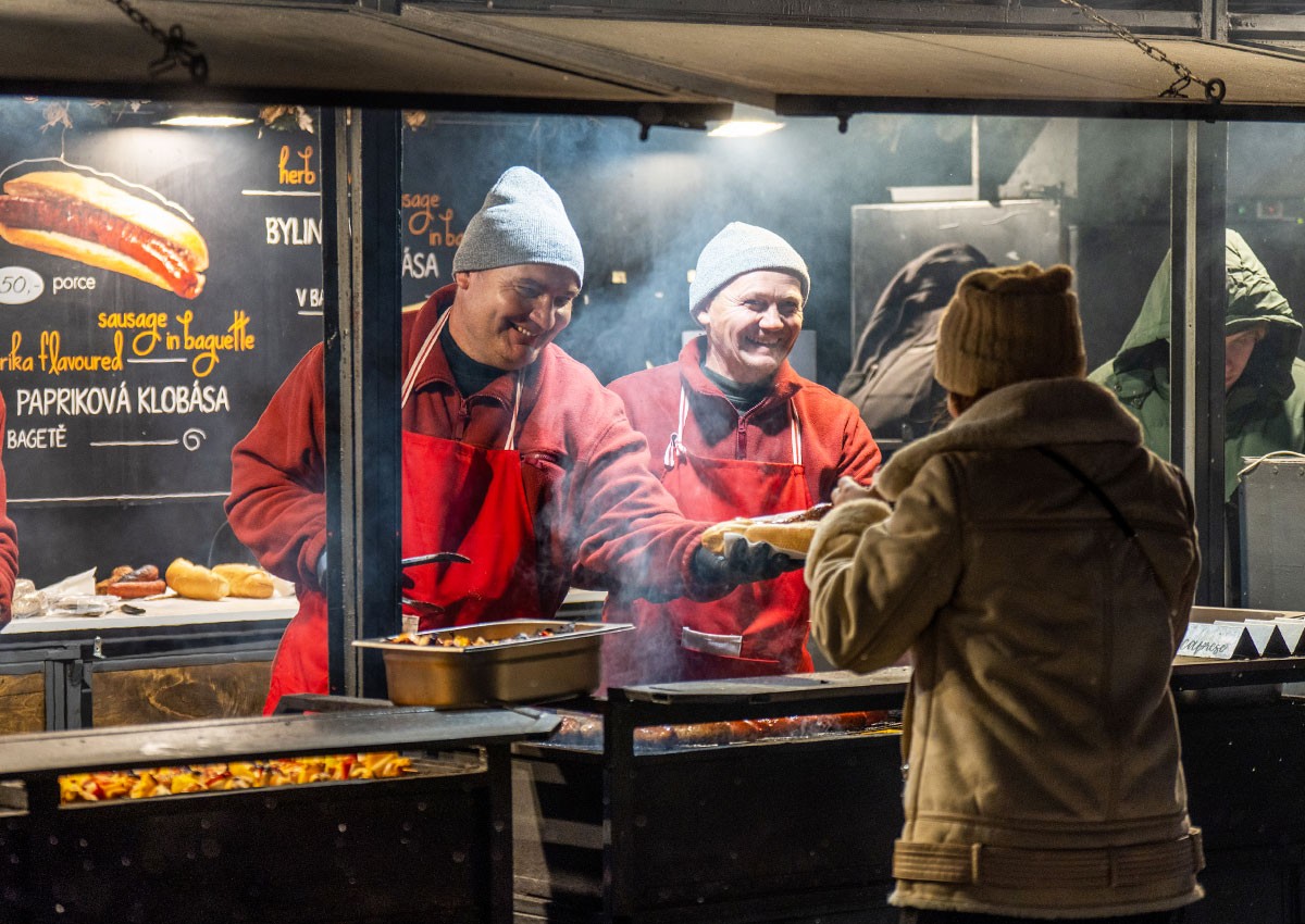 Из-за эпидемии желтухи на рождественских ярмарках в Праге введут специальные меры