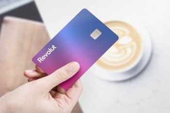 Revolut начал закрывать счета россиян без ВНЖ или ПМЖ в Евросоюзе