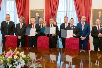 ANO, SPD и Motoristé подписали коалиционное соглашение
