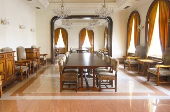 В воскресенье достопримечательности по всей Чехии окрасятся в пурпурный цвет