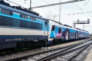 В Чехии столкнулись два пассажирских поезда. Десятки пострадавших