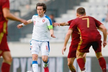 Томаш Росицки объявил о завершении карьеры