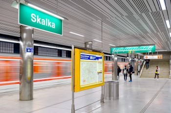 С нового года изменятся правила провоза велосипедов в метро Праги