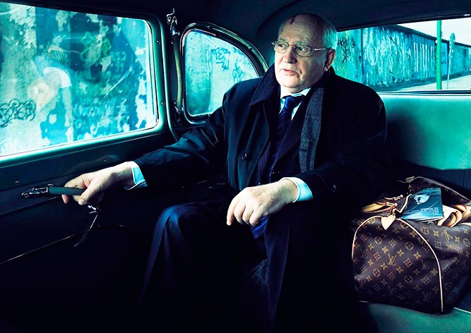 Земан призвал граждан Чехии благодарить Горбачёва за распад СССР