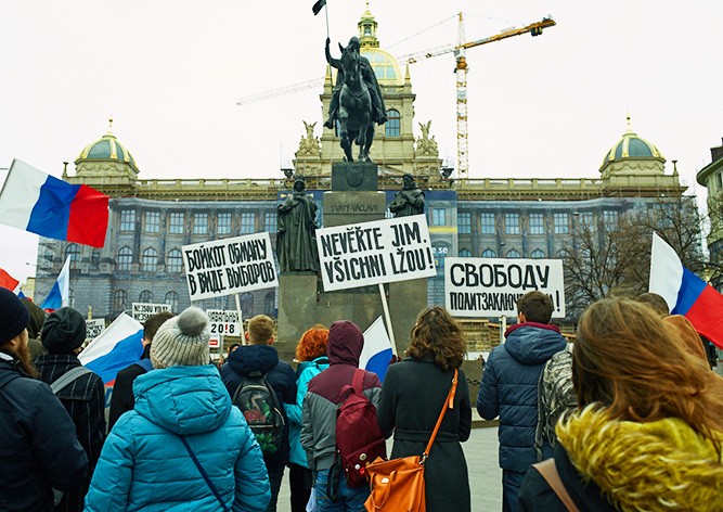 В центре Праги прошел митинг в поддержку Навального
