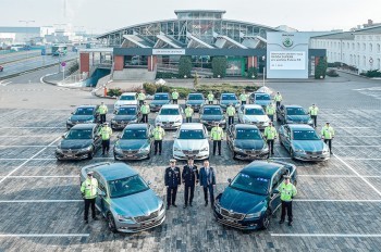 Транспортная полиция Чехии замаскировала спецмашины под обычные авто