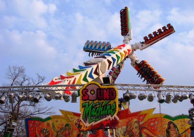 На автомагистрали в Чехии машина насмерть сбила полицейского