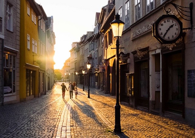 Названы самые безопасные страны мира по ощущениям жителей и туристов