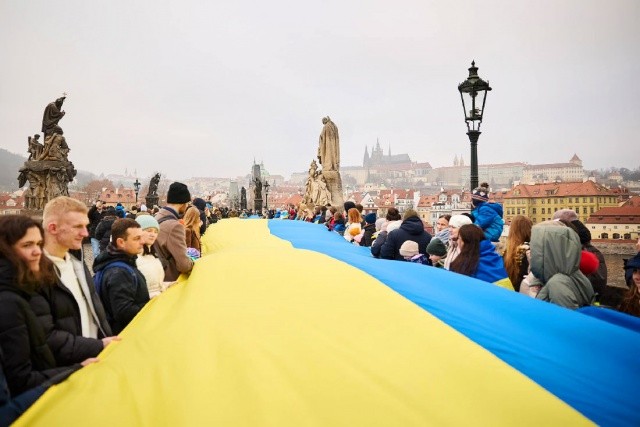 В центре Праги символически отметили День соборности Украины: фотоотчет