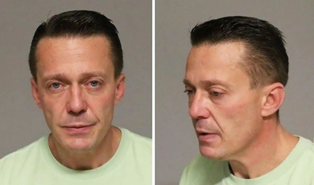 В Праге разыскивают мужчину. Он может быть вооружен и опасен