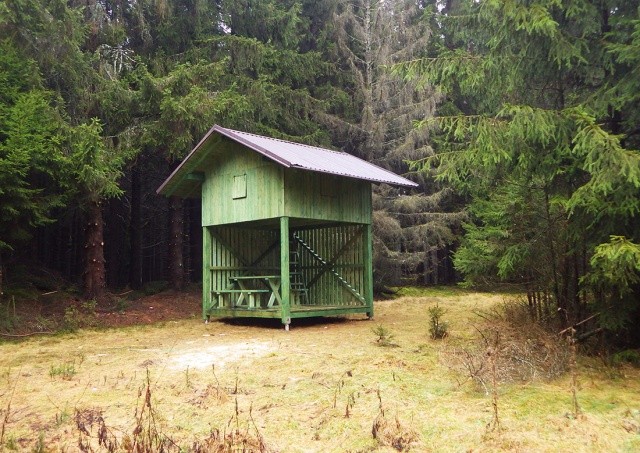 Лесники построили по всей Чехии домики, где может переночевать любой желающий