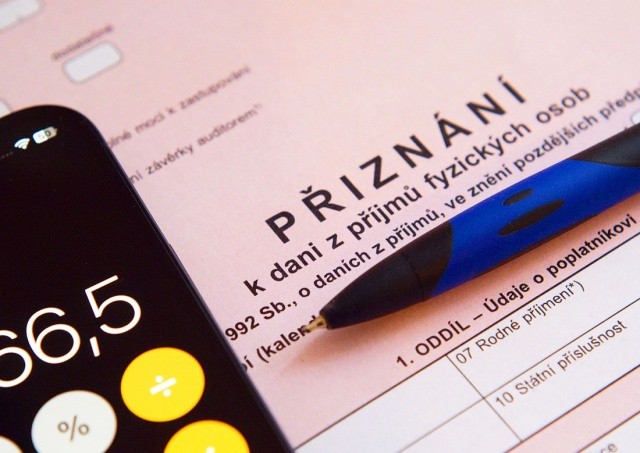 Как успеть подать декларацию и бухгалтерский отчёт за 2024 год