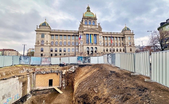 Прага показала, как продвигается реконструкция Вацлавской площади: фото