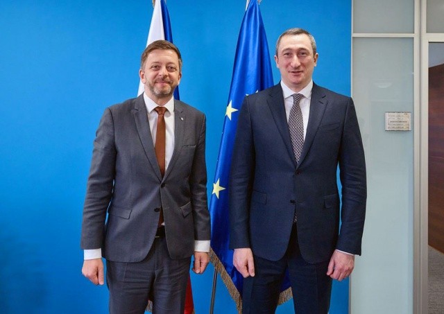Глава МВД Чехии поддержал создание центров возвращения украинских беженцев