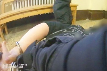 Полиция показала видео задержания «студента-шутника» в Праге