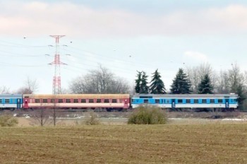 Под Прагой поезд сбил школьницу
