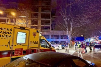 В Праге мужчине оторвало руки при запуске пиротехники