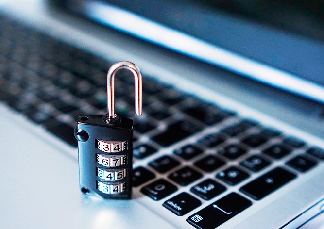 Банк ČSOB предупредил клиентов об интернет-мошенниках