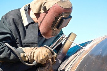 Чехия удвоит выдачу рабочих виз украинцам