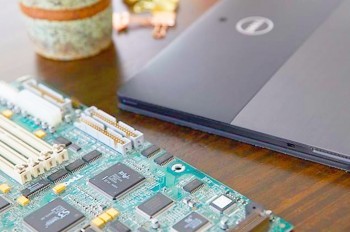 Dell выпустила золотые украшения из старых компьютеров