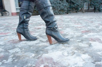 Жителей Чехии предупредили о гололедице