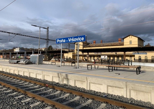 В Праге поезд сбил человека