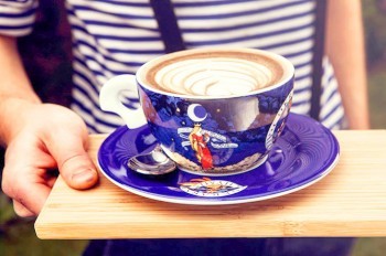 Кофе за стихи: чешские кофейни присоединятся к мировой акции