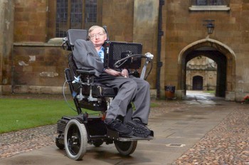 Стивен Хокинг полетит в космос