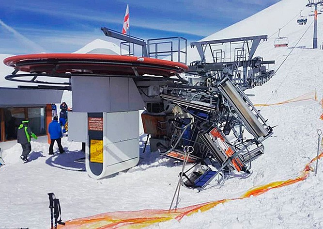 В Грузии «взбесившийся» подъемник травмировал 11 туристов: видео