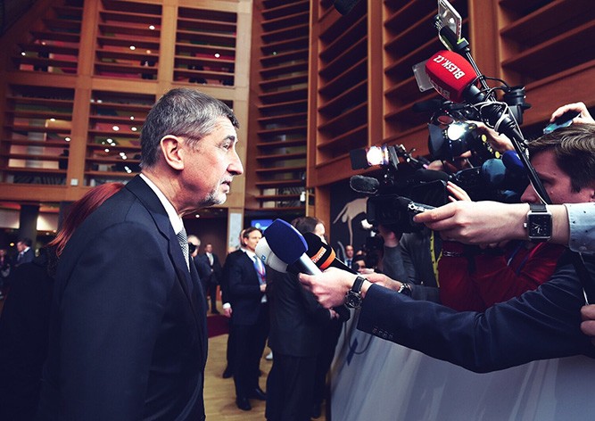 Чехия вышлет из страны «ненастоящих» российских дипломатов