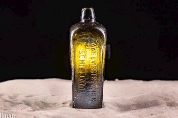 На берег Австралии выбросило старейшее в истории послание в бутылке