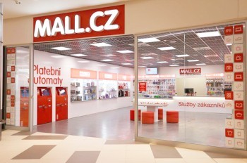 В Праге открылся первый офлайн-магазин Mall.cz 