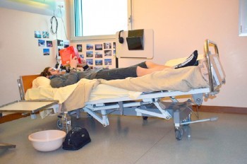 Институт заплатит добровольцам по 16 тыс. евро за два месяца в постели