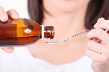 Завистливая чешка три года подливала коллеге слабительное