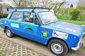 Два чеха решили объехать весь мир на «Жигулях»