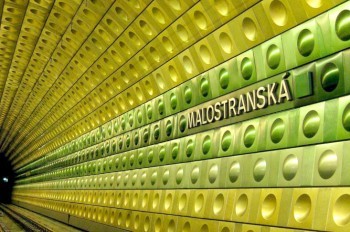 В Праге экстренно закрыли станцию метро Malostranská