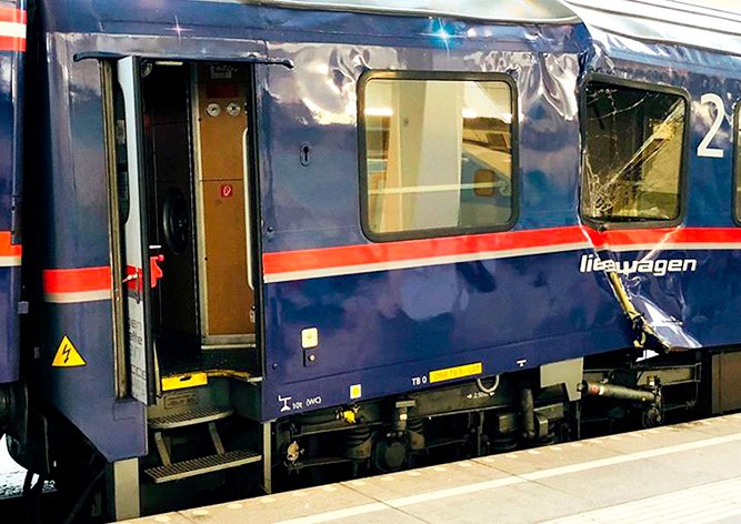 На вокзале в Зальцбурге столкнулись два поезда: более 50 пострадавших