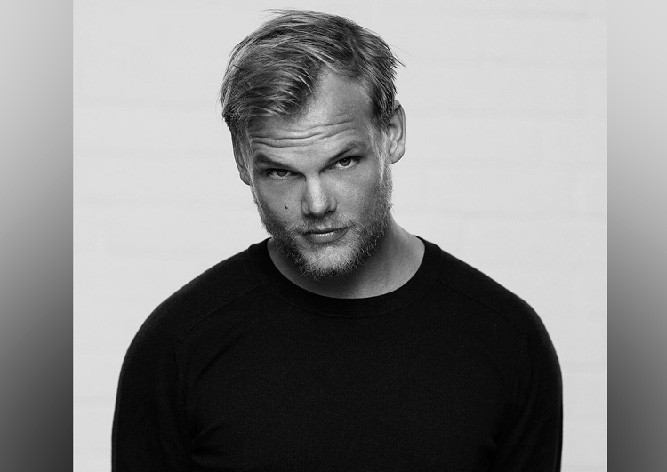 Умер шведский диджей Avicii