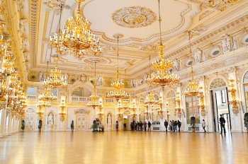 Бесплатный вход и парадные залы: Пражский Град проведет День открытых дверей