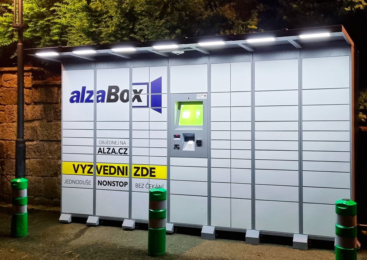 Через AlzaBox можно будет отправлять посылки друг другу