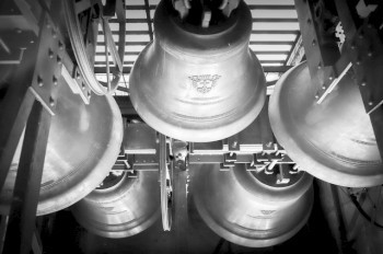 По всей Чехии одновременно зазвонят колокола в память о папе римском Франциске