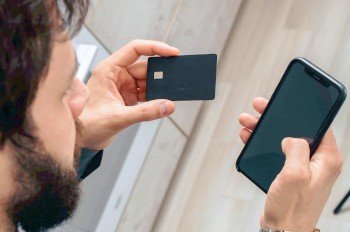 Число жертв фальшивых интернет-магазинов в Чехии выросло на 1190%