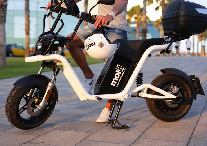 В Праге появится онлайн-сервис проката электроскутеров